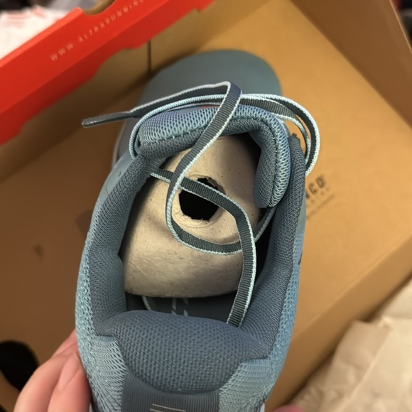 Altra Rivera 2 Women's Blue Aqua Gym Shoes Size 7.5 or UK 5.5/EU 38.5 NIB - Picture 4 of 5